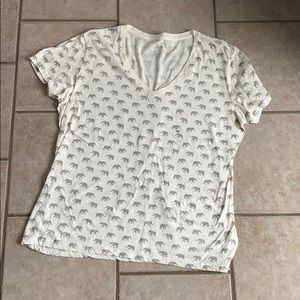 Every Day Tee with elephants